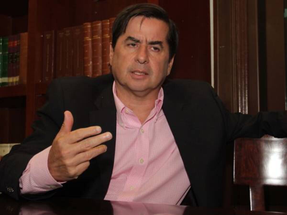 Ministro de Justicia pidió al ELN que demuestre voluntad de paz