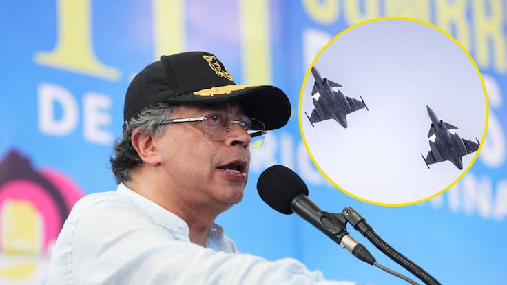 Al Oído: ¡Tan aviones negociando y en caída libre respondiendo!