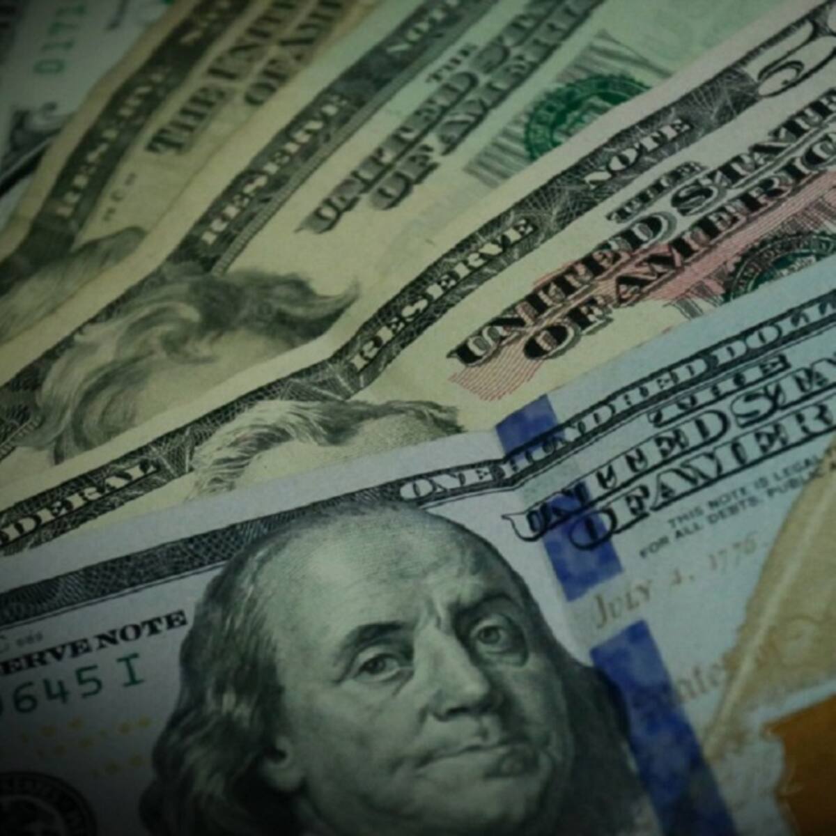 Pequeños comerciantes preocupados por alta circulación de billetes falsos