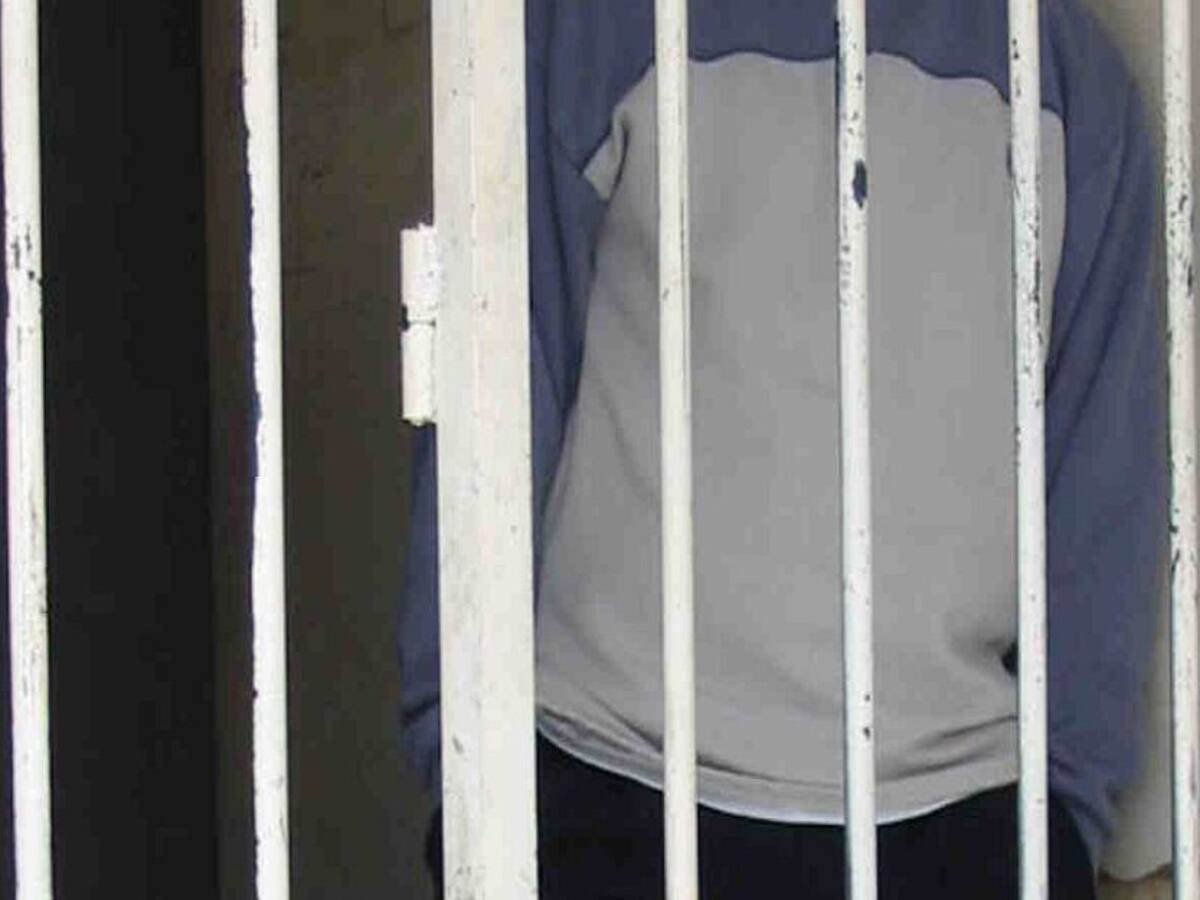 Capturan a un docente por tocar las partes íntimas de un niño de 12 años