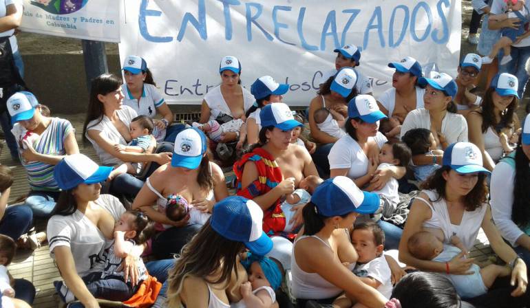La idea es generar conciencia frente a la importancia de amantar a los hijos.