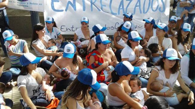 La idea es generar conciencia frente a la importancia de amantar a los hijos.