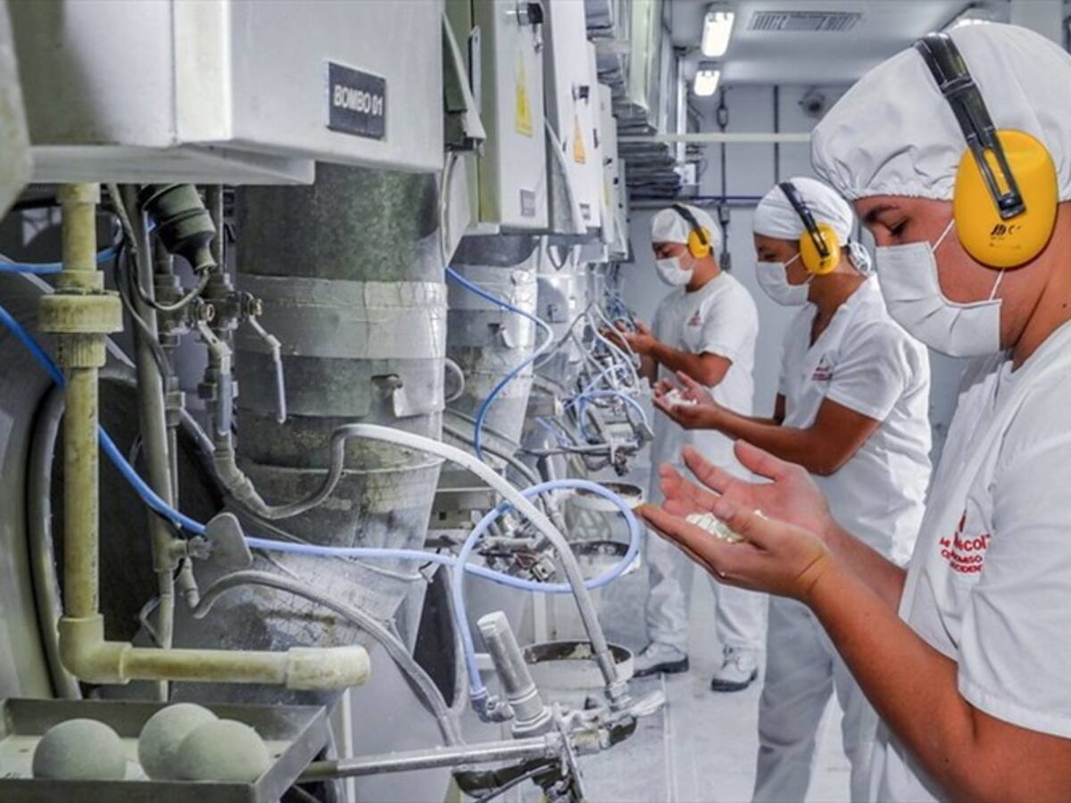 Producción industrial crece 4.5% en mayo de 2016, según el Dane