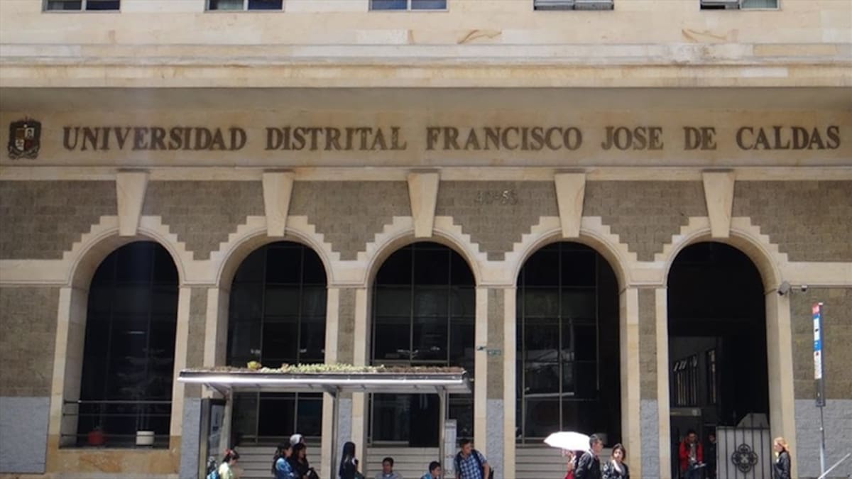 Estudiantes de la Distrital denuncian que los techos de las sedes se están cayendo