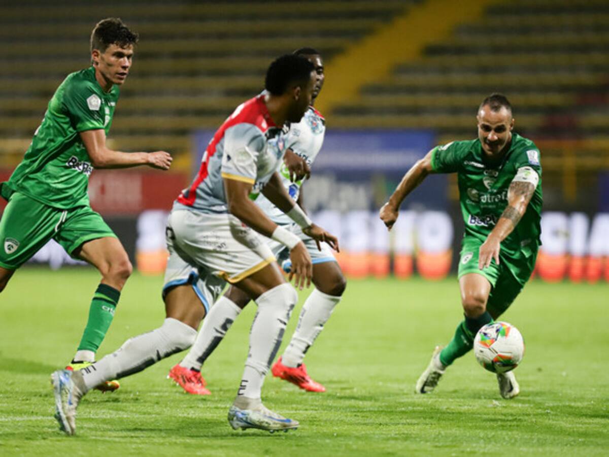 Fortaleza consigue épica remontada, se afianza en los ocho y deja casi eliminado a Equidad