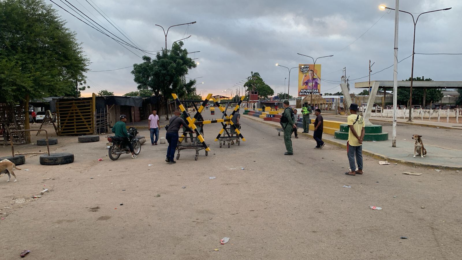 Restablecen el paso fronterizo en Paraguachón, La Guajira. Foto: @MigracionCol