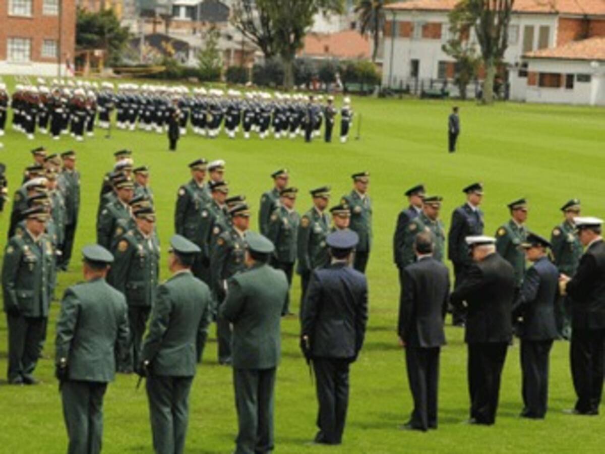 Resumen 8:00 am: El Senado votará el ascenso de 16 militares
