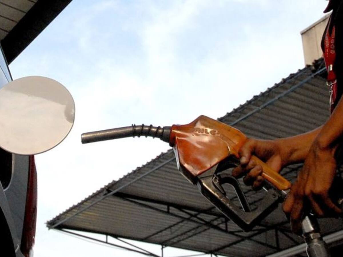 A la medianoche sube la gasolina