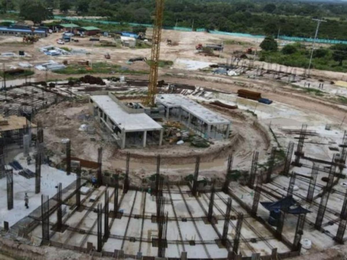 Las amenazas del AGC confinan a los habitantes de Algarrobo y San Ángel