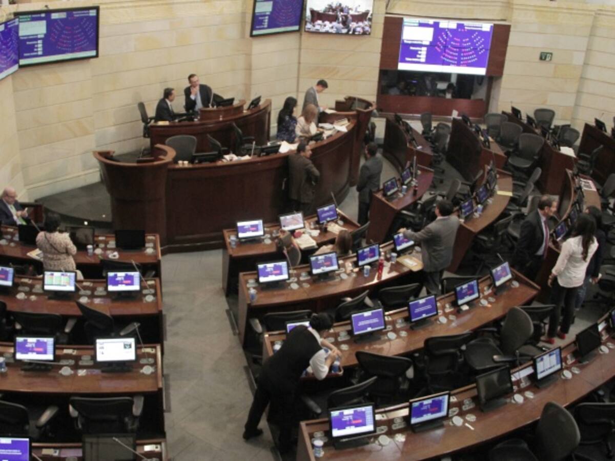 Parapolíticos podrían ser beneficiados por la JEP