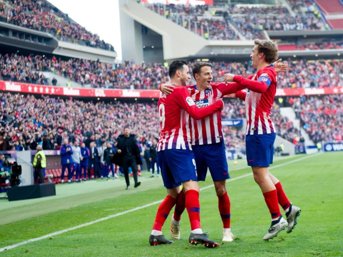 Destacada actuación de Arias en la goleada del Atlético ante el Alavés
