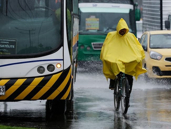 Lluvias en Bogotá incrementarían los accidentes /Imagen de referencia. Foto: Colprensa/Juan Páez