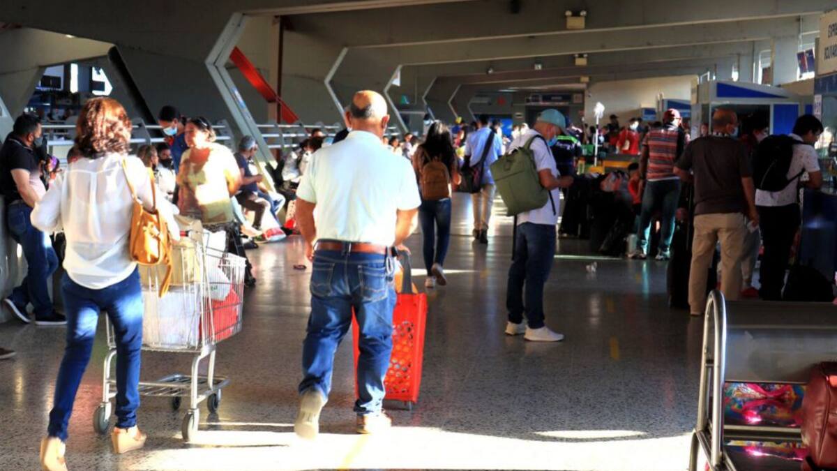 Por paro armado suspenden transporte de pasajeros a Popayán desde Cali