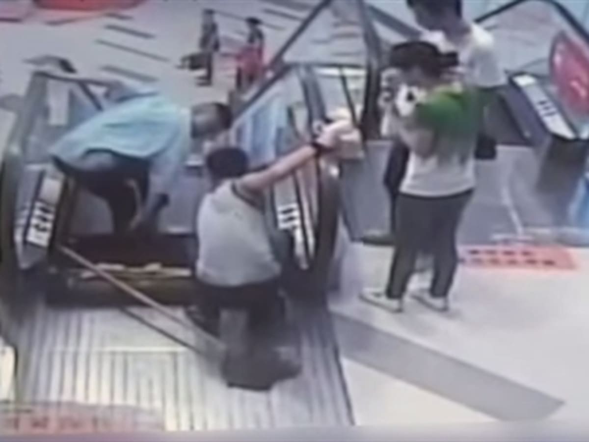 Escaleras eléctricas siguen dejando víctimas en China