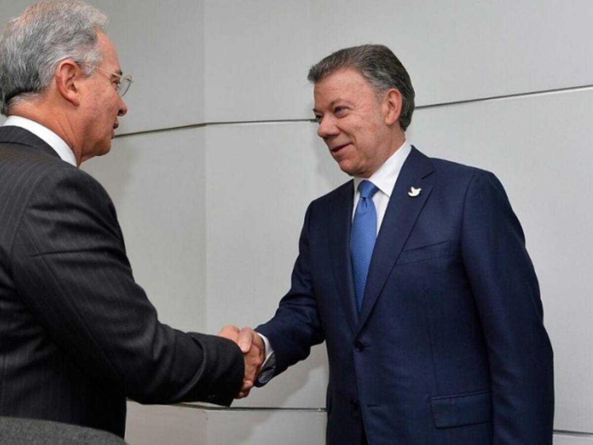 Uribe y Santos vuelven a dividir a La U