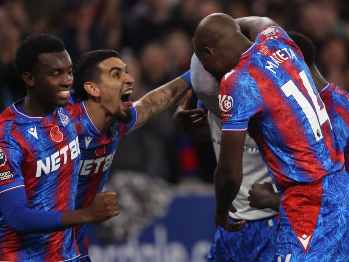 Daniel Muñoz asiste en el empate de Crystal Palace ante Wolverhampton