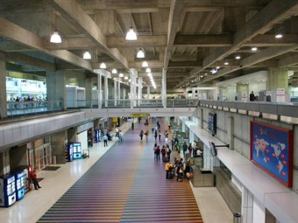 Alerta en aeropuerto de Maiquetía por falsa amenaza de bomba en avión que iba hacia México