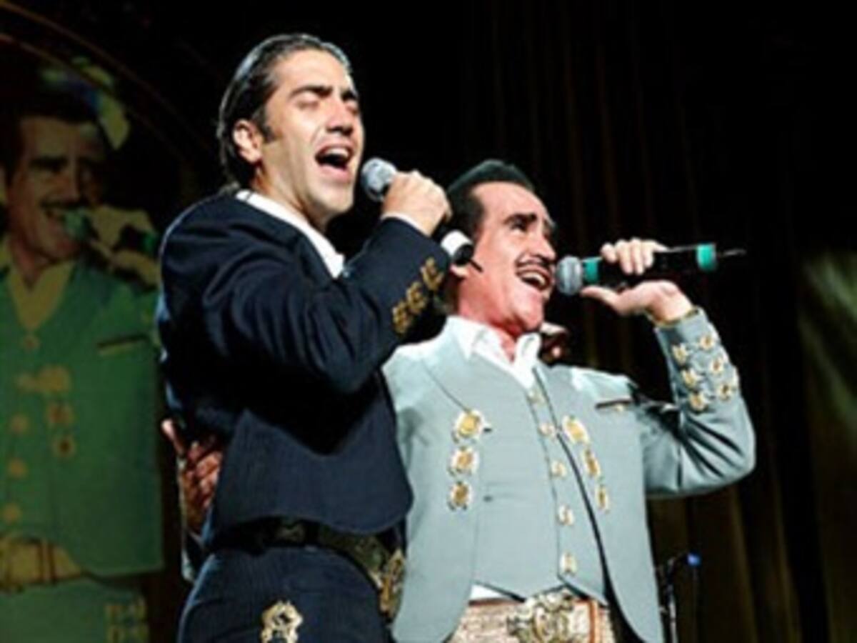 "Mi padre ha sido uno de mis mayores críticos": Alejandro Fernández