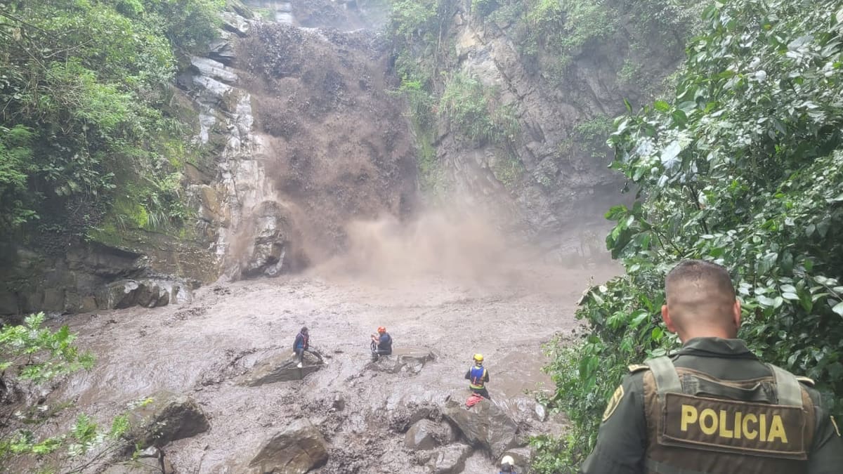 67 municipios de Cundinamarca están afectados por las fuertes lluvias: Álvaro Farfán