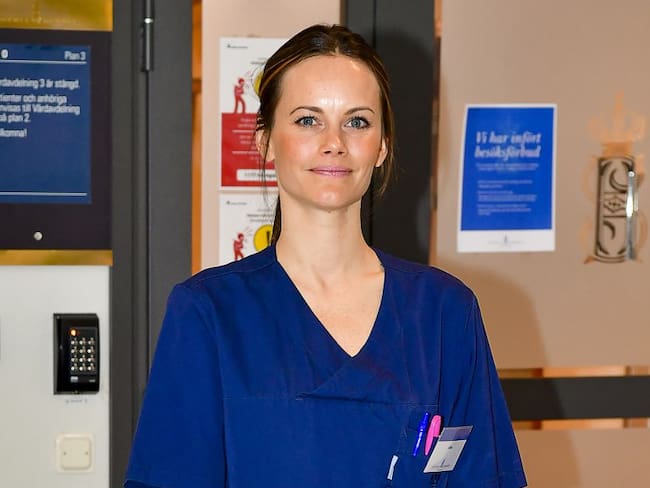 Princesa de Suecia se une al personal de salud para combatir el coronavirus