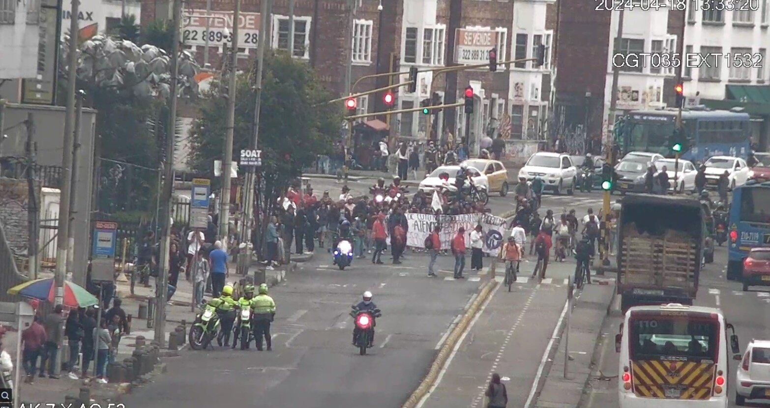 Estudiantes salen a manifestarse a las calles de Bogotá - Secretaría de Movilidad