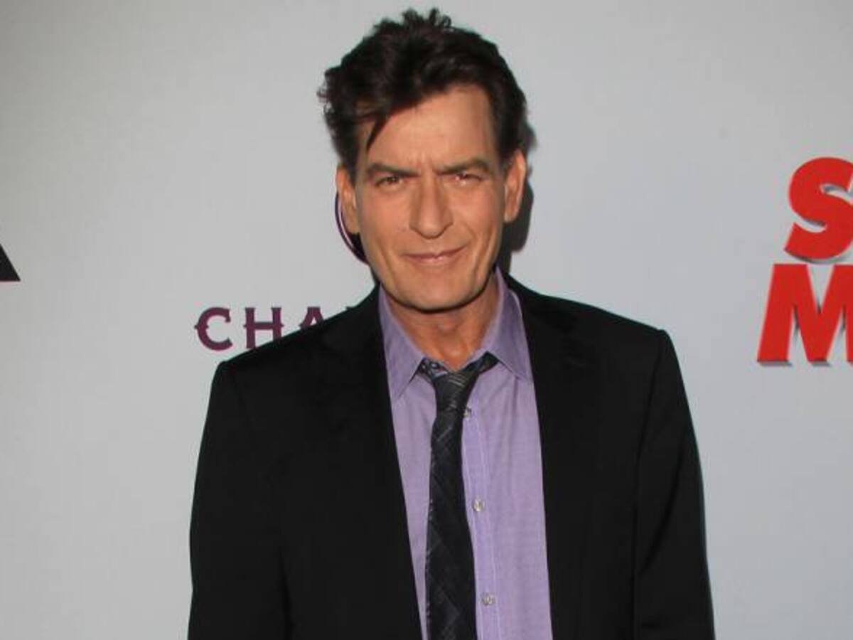 Charlie Sheen culpa a sus adicciones de sus fracasos matrimoniales