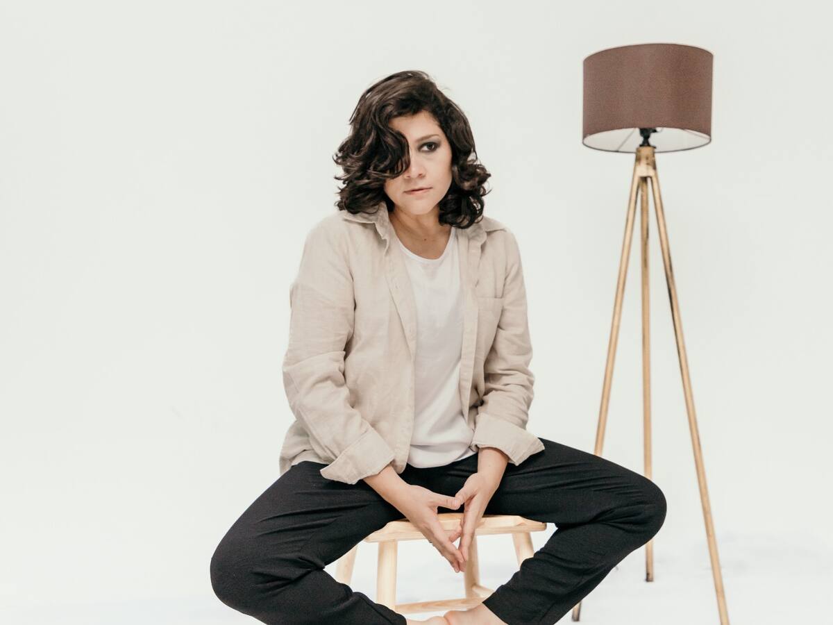 Karen Rod entre la poesía, la locución y la música