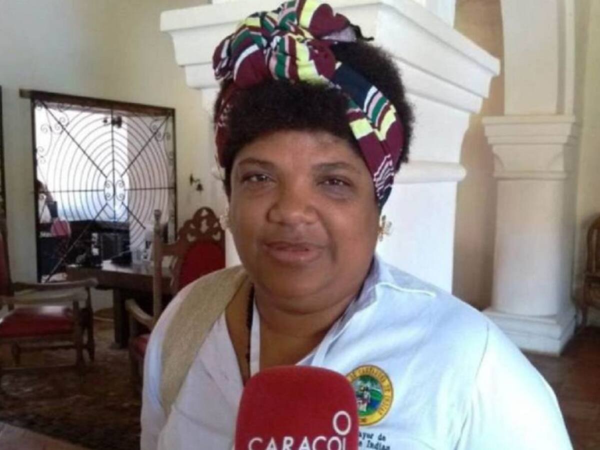 Alcaldía dice que recursos pagados de más a Cynthia Pérez fueron devueltos