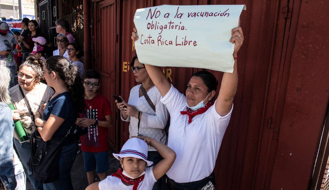 Protestas antivacunas COVID-19 en Costa Rica. 
