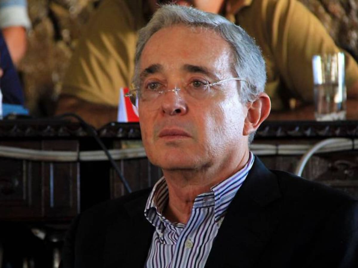 “Aprobando el plebiscito no se consigue perdón sino incubar el rencor”: Uribe