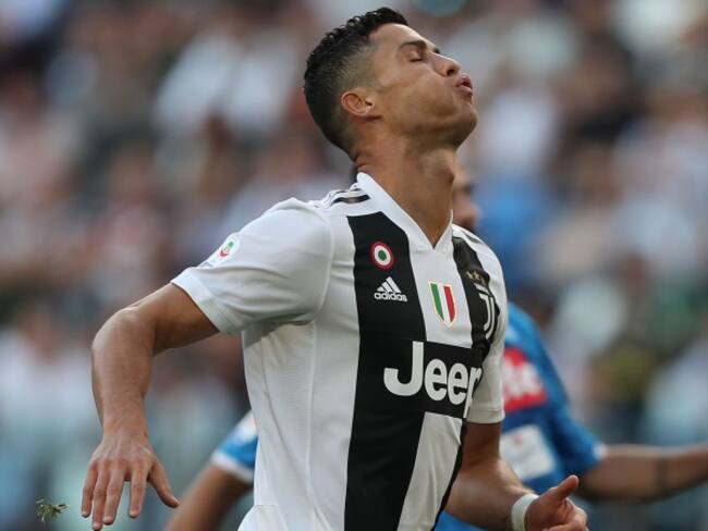 Caen las acciones de la Juventus después de la denuncia contra Cristiano