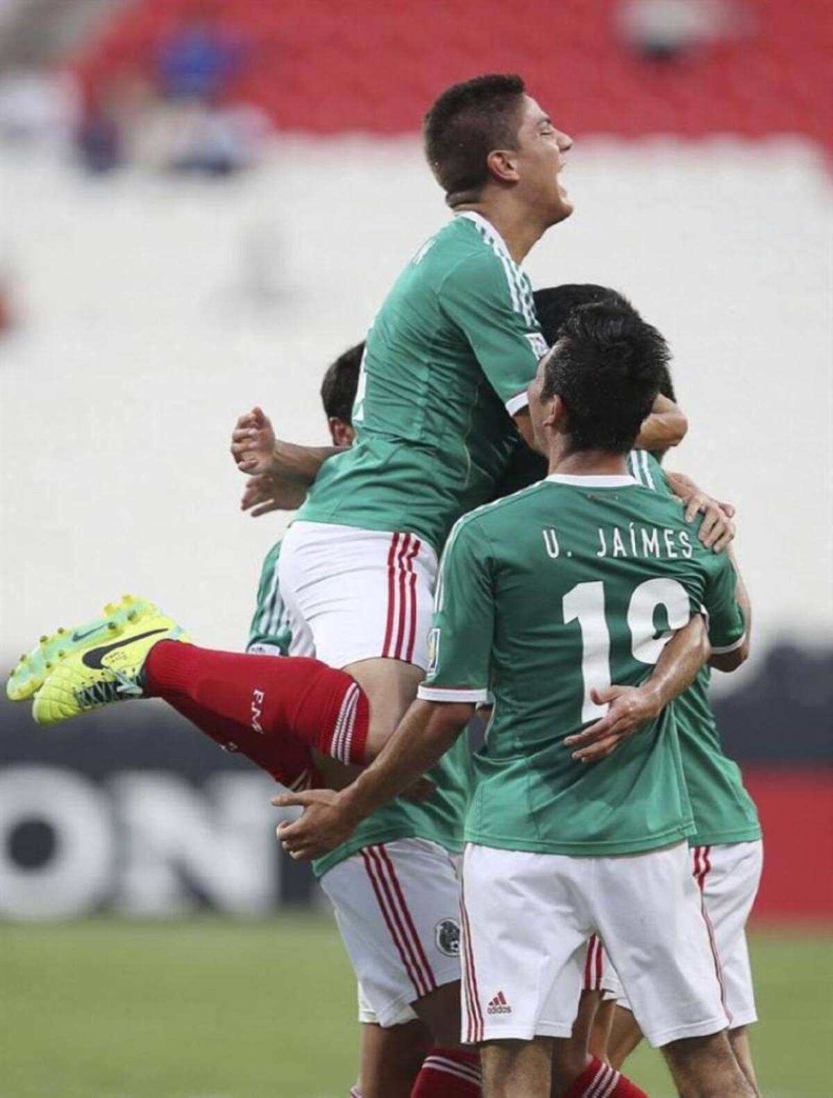 La sub-17 mexicana venció en semifinales a Argentina 3-0 y alcanzó la final del Mundial de Emiratos Árabes. México fue campeón en 2005 y 2011.