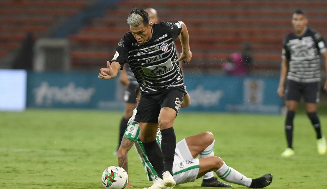 Teófilo Gutiérrez ataca contra el VAR tras derrota ante Atlético Nacional