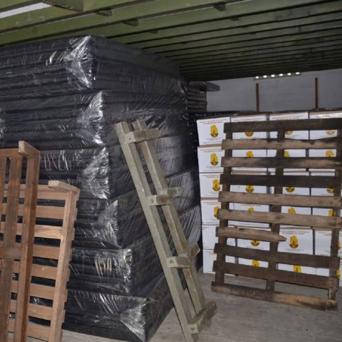 Entregan ayudas humanitarias a damnificados en el Huila