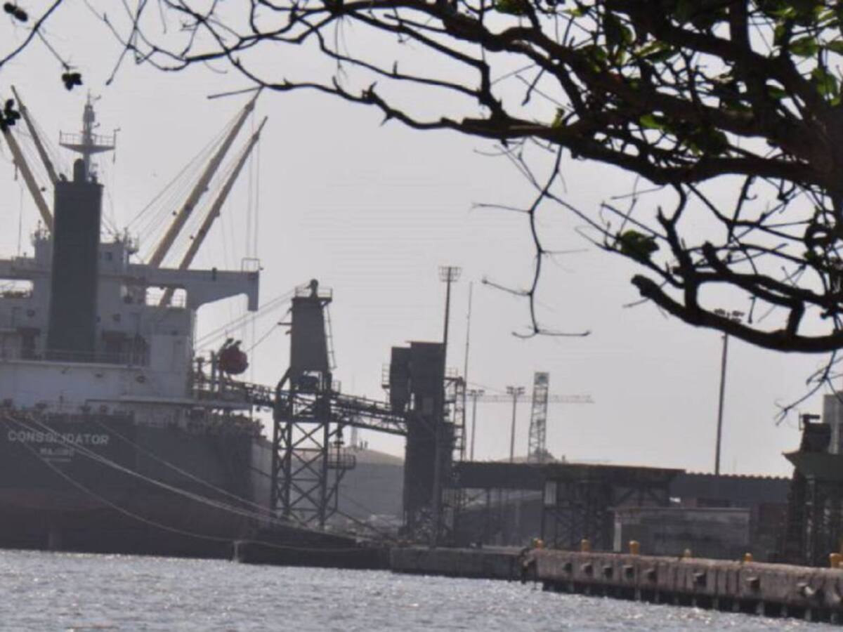 Gobierno de Gustavo Petro le devolvería la empresa Monómeros a Venezuela