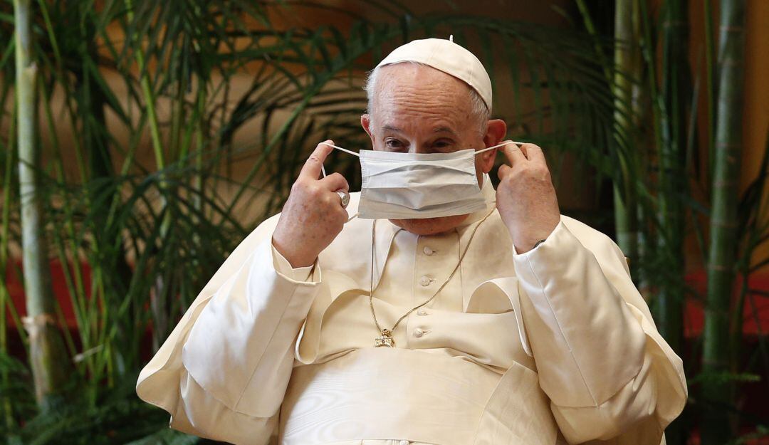 El papa Francisco hizo un llamado a la cooperación para superar las crisis que vive el planeta, principalmente por el cambio climático.