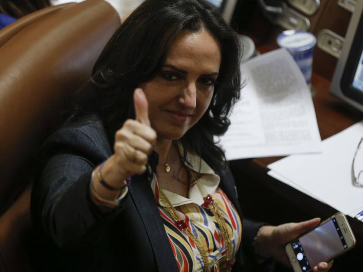 "La ventaja de Noticias Uno es que, así me odien, siempre me sacan bonita"