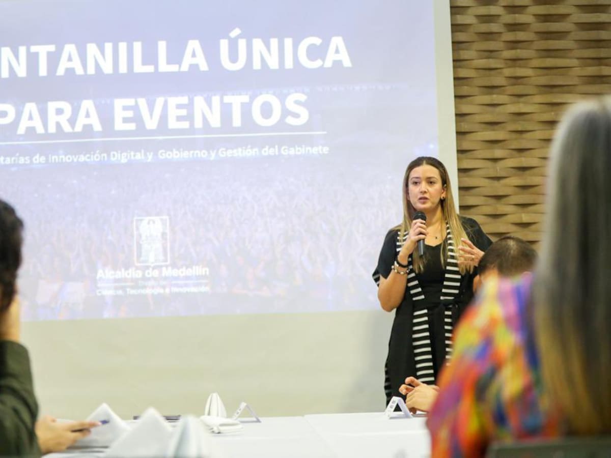 EPM le terminó el contrato a María Camila Villamizar, mano derecha de Daniel Quintero