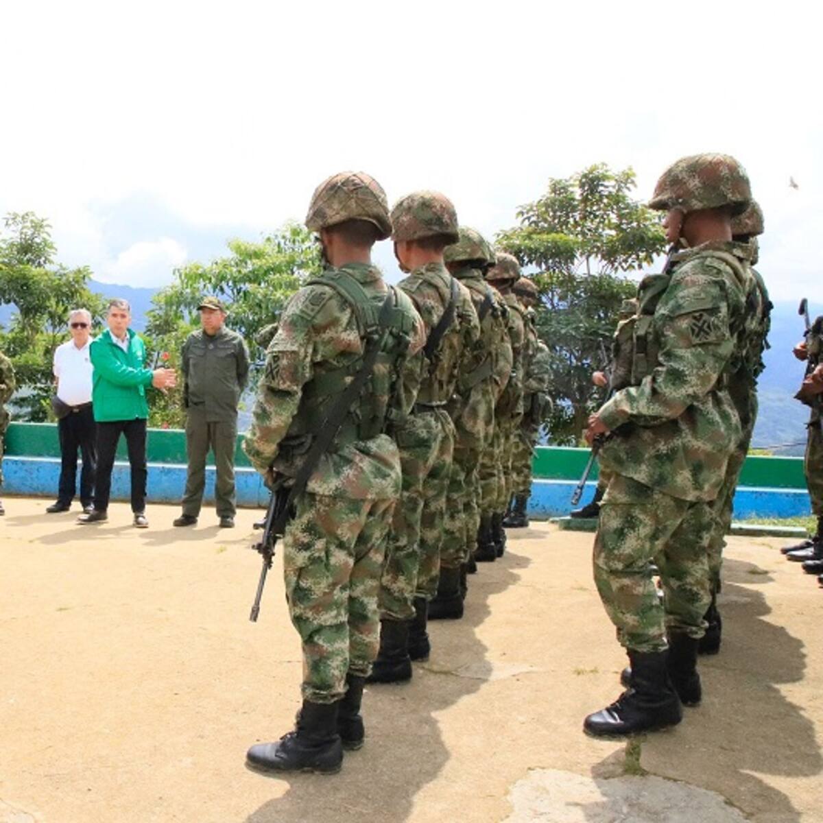 Por asonada contra ejército, autoridades deciden no retirar mesas de votación en Briceño