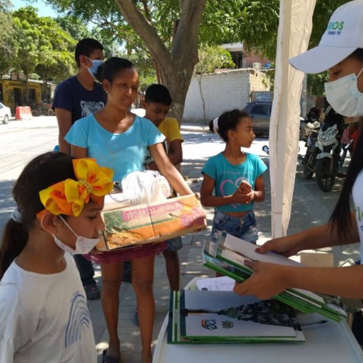 ‘Interaseo a Tu Lado’ llegó con su oferta social al barrio El Pando