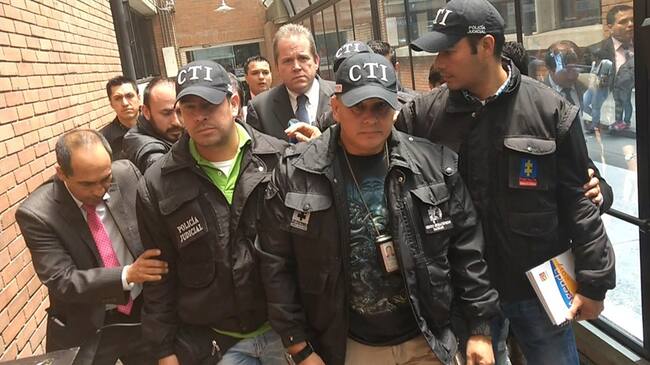Llegan a Paloquemao los detenidos por caso Odebrecht. Foto: Colprensa