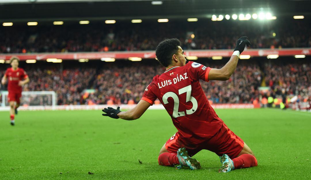 Luis Díaz marca su primer gol con Liverpool y recibe premio al gol del mes