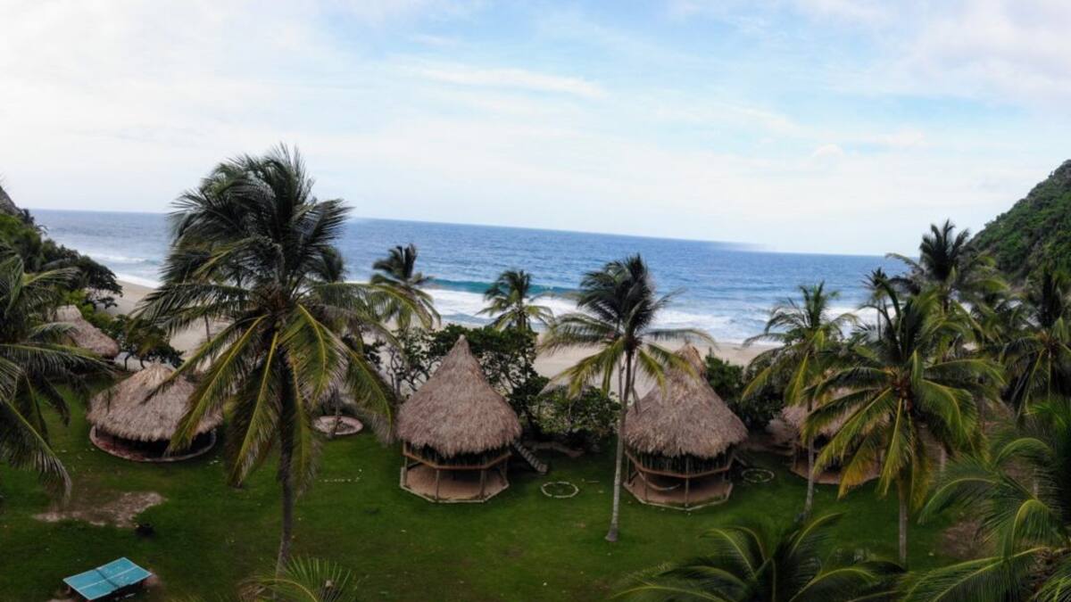 Playa Brava Teyumakke, un lugar de interés turístico del Parque Tayrona