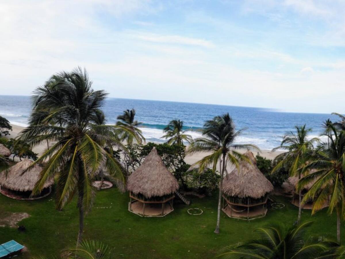 Playa Brava Teyumakke, un lugar de interés turístico del Parque Tayrona