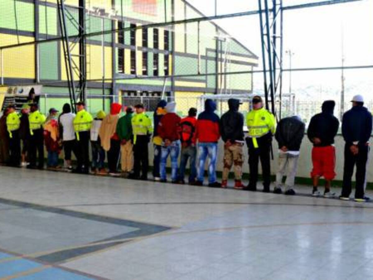 Capturan a 67 miembros y un cabecilla del Clan del Golfo en Antioquia y los Llanos Orientales