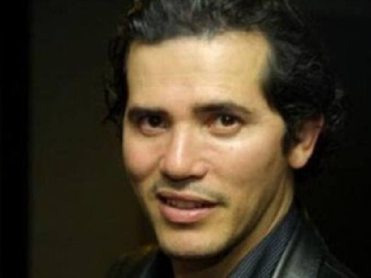 John Leguízamo podría personificar a Cantinflas
