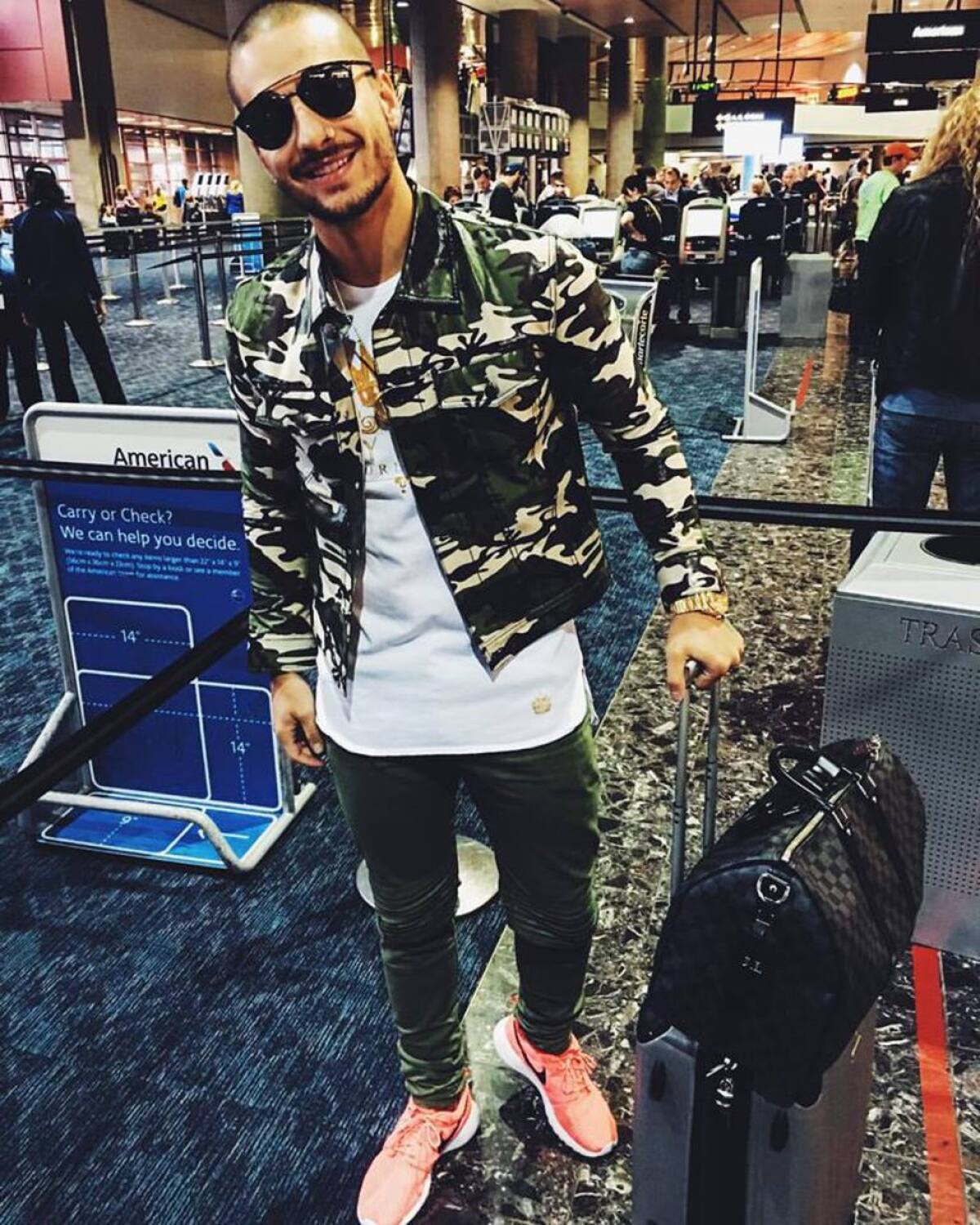 El cantante paisa confirmó recientemente a la revista TvyNovelas que habría estado saliendo con la modelo.