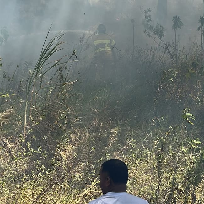 Incendio forestal presentado en Bello, Antioquia. Foto: Cortesía