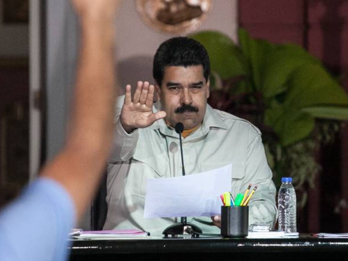 "¡Ríndete Santos!”: Maduro al lanzar billete de 100.000 bolivares