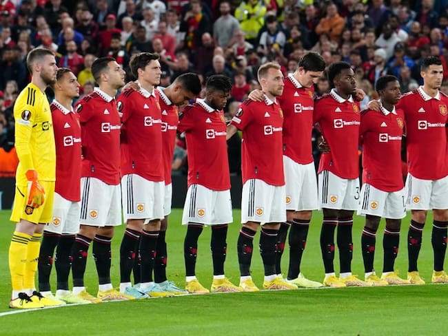 Minuto de silencio del Manchester United en el partido de Europa League ante la Real Sociedad